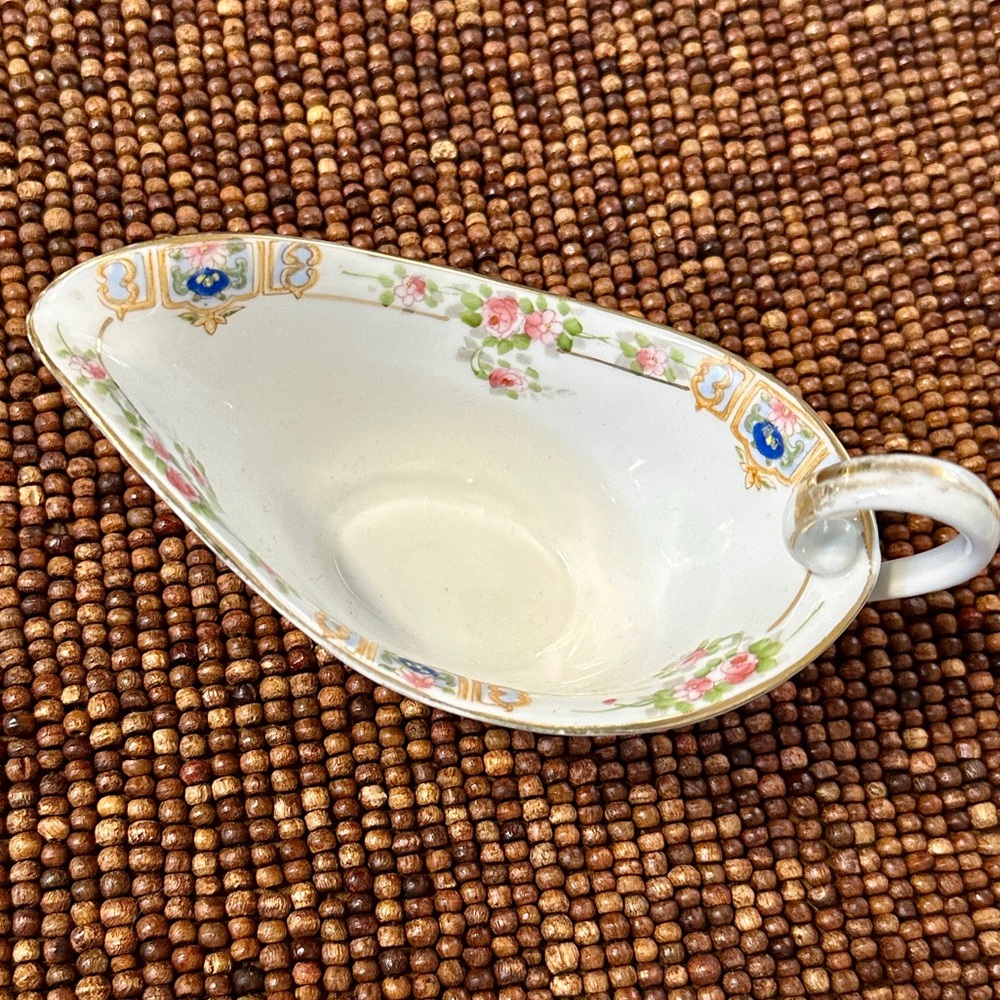 Antique Nippon Hand Painted Moriage Roses Gold Gilt Porcelain Sauce Gravy Boat